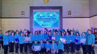 Ketua TP PKK Kabupaten Kepulauan Sangihe, Cherry Thungari Soeyoenus, S.E., foto bersama anggota (ist)