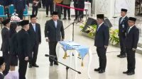 Gubernur Sulawesi Utara Mayjen TNI (Purn) Yulius Selvanus melantik dan mengangkat puluhan pejabat administrator dan pejabat pengawas di berbagai Organisasi Perangkat Daerah (ist)